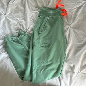 Small Tall Jade Zamora